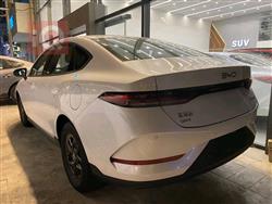 بی وای دی Qin Plus